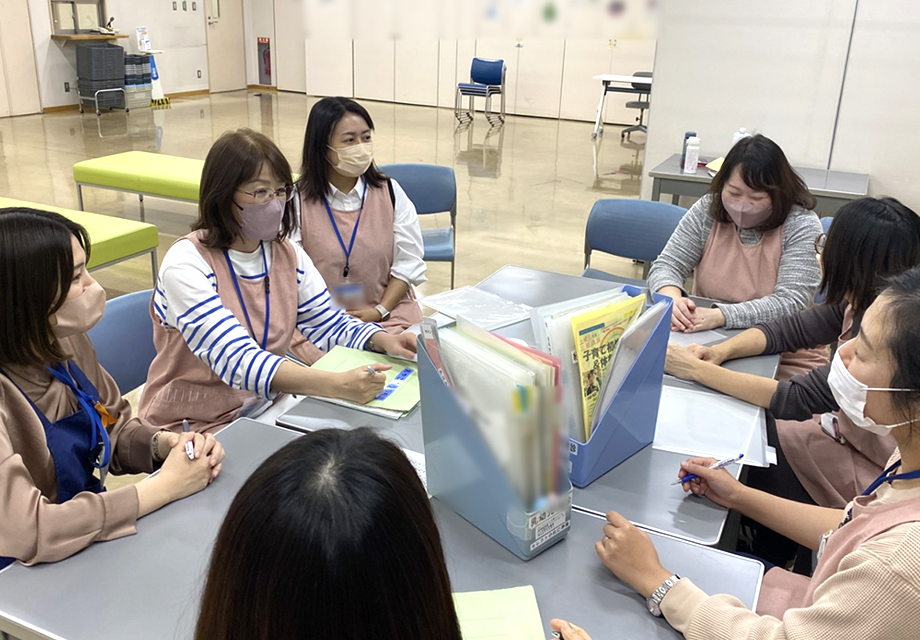 乳幼児健診後みんなでカンファレンスの画像