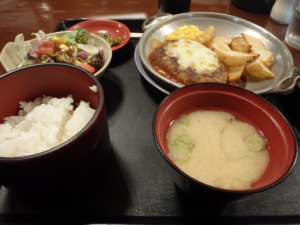 同僚とランチ