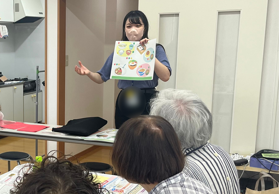 高齢者向けの講話の様子