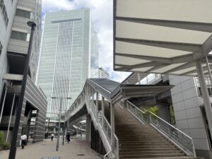 さくらみらい橋を渡って出勤