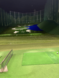 退勤してゴルフの練習